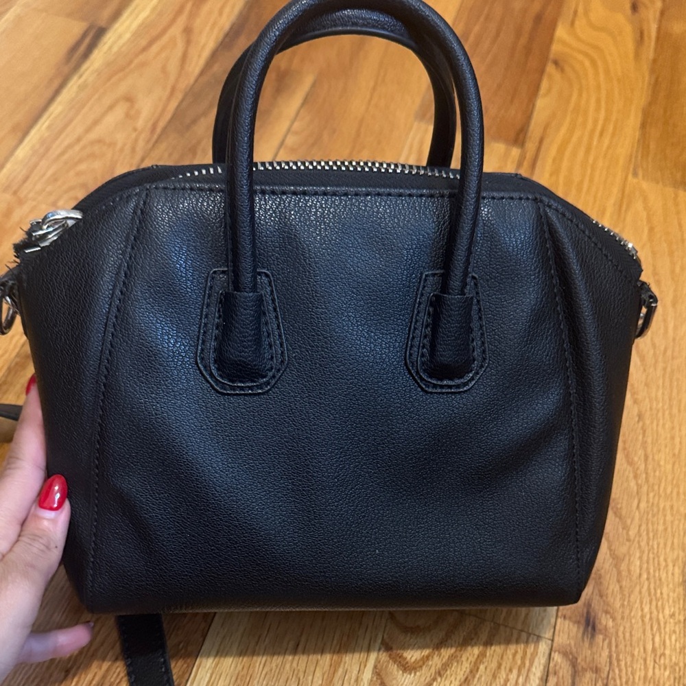Givenchy Black Crossbody Bag - Picture 4 of 8